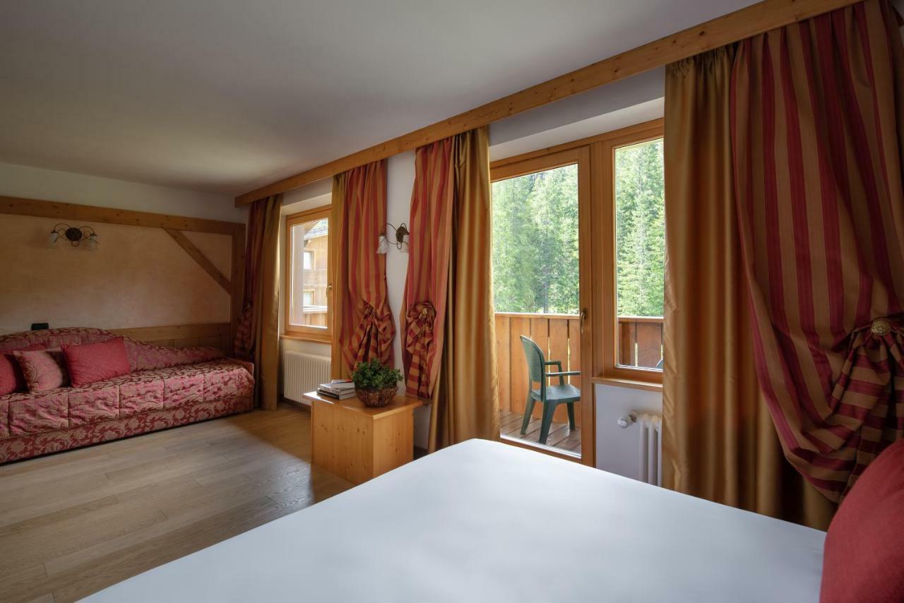 Carlo Magno Hotel Spa Resort Madonna Kültér fotó
